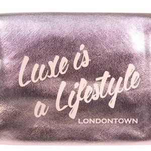 NWT Rose Gold Luxe is a Lifestyle Londontown Cosmetic Bag